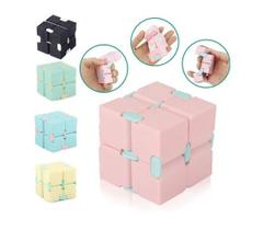 Fidget Toy Anti-stress Popit Lançamento Cubo Infinito