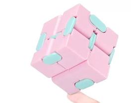 Fidget Toy Cubo Infinito Infinity Cube Antistress Rosa