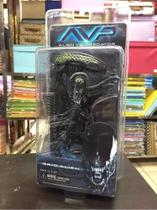 Figura de Ação Alien vs. Predator NECA Grid Warrior Xenomorph - Colecionável