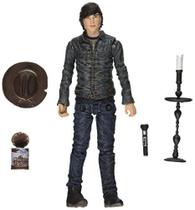 Figura de Ação Carl Grimes da série de TV "The Walking Dead" - McFarlane Toys