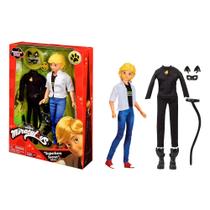 Figura de ação Miraculous Ladybug Superhero Secret Adrien