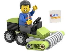Figura de Brinquedo LEGO Trabalhador da Cidade com Cortador de Grama Figura de Brinquedo LEGO Trabalhador da Cidade com Cortador de Grama