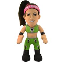 Figura de pelúcia Bleacher Creatures WWE Bayley com 10 cm de altura