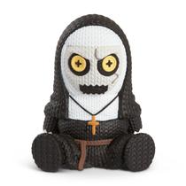 Figura de vinil feita à mão por Robots The Nun com 12,7 cm de altura