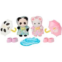 Figuras - Sylvanian Families - Caminhando na Chuva - Epoch Figuras - Sylvanian Families - Caminhando na Chuva - Epoch