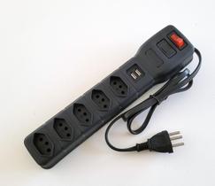 Filtro de Linha 5 Tomadas NBR e 2 USB Fusível com cabo universal Filtro de Linha 5 Tomadas NBR e 2 USB Fusível com cabo universal