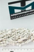Fio de Cascalho Howlita Branca - 80cm com 190 Pedras Naturais