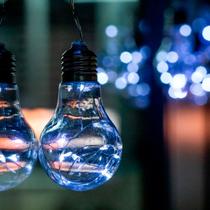 Fio De Fada Com 10 Lampadas De Led Pisca USB e Pilha Cores:Branco Frio Fio De Fada Com 10 Lampadas De Led Pisca USB e Pilha Cores:Branco Frio