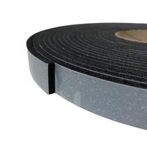 Fita Adesiva Preta Espuma de Vedação Fresta 05x20mm 10mt Fita Adesiva Preta Espuma de Vedação Fresta 05x20mm 10mt