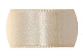 Fita de Cetim Progresso 15mm nº3 - 10m Cor 236 Bege - 01 unidade Fita de Cetim Progresso 15mm nº3 - 10m Cor 236 Bege - 01 unidade