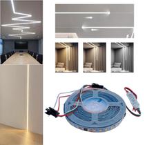 Fita De Led 12V Rolo De 5M Modelo 2835 Com Efeito Sequencial De Correr Ida E Volta 32,5W IP20 Para Perfil