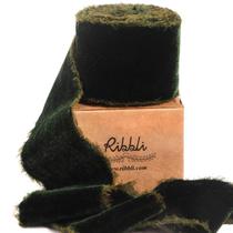 Fita decorativa Ribbli Dark Moss Velvet 5cm x 2,7m Fita decorativa Ribbli Dark Moss Velvet 5cm x 2,7m