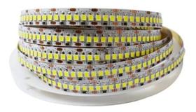 Fita LED 3528 240 LED's 5 Metros Profissional IP20 12V 18W BRANCO FRIO - maxbom