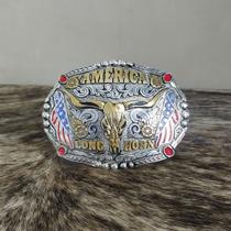 Fivela Long Horn Dourada Bandeira EUA Master Country Cowboy