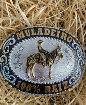 Fivela prata com preto