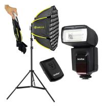 Flash Externo Universal Godox TT562 II Softbox 45cm Grid Tripé Flash Externo Universal Godox TT562 II Softbox 45cm Grid Tripé