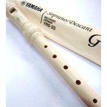 Flauta Yamaha Soprano Germanica Yrs-23G