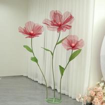 Flor de seda artificial YOFNIRG Giant de 1,7 m de altura com suporte vermelho Flor de seda artificial YOFNIRG Giant de 1,7 m de altura com suporte vermelho