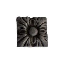 Florão Quadrado em Ferro Fundido Decoração N07 8,5x8,5cm Florão Quadrado em Ferro Fundido Decoração N07 8,5x8,5cm