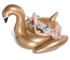 Flutuador de Piscina Gigante Jasonwell - Cisne Dourado Inflável para Adultos