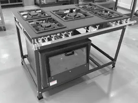 Fogão Industrial 5 Bocas Duplas 30x40 P7 com Forno Leona