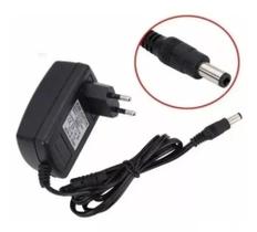 Fonte Carregador 15v 2a Plug P8 5.5mm X 2.5mm Bivolt Fonte Carregador 15v 2a Plug P8 5.5mm X 2.5mm Bivolt