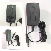 Fonte de Alimentação Extrator Swing Maxi Freestyle Bivolt Medela Fonte de Alimentação Extrator Swing Maxi Freestyle Bivolt Medela