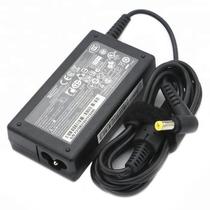 Fonte para Notebook Acer PA-1700-02 19V 2.37A Bivolt - Preto