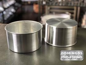Forma bolo com fundo fixo - aluminio - diâmetro 17 x altura 10cm - kit com 2 formas