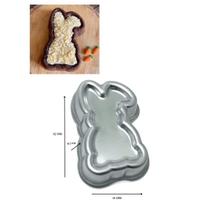 Forma de bolo em alumínio coelhinho em pé - Macedo