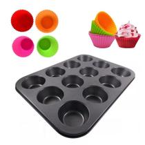 Forma de cupcakes c/12 silicone em casa tem cod 12636