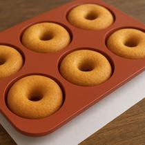 Forma de donuts em silicone com 6 cavidades Forma de donuts em silicone com 6 cavidades