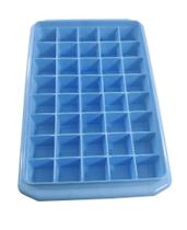 Forma de gelo com tampa - 40 cubos
