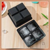 Forma de Gelo Grande com 4 Cubos Quadrada de Silicone com Tampa para Whisky Papinha Drinks Sem BPA