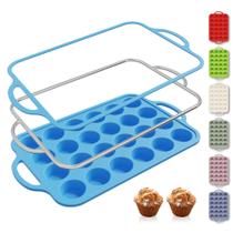 Forma de muffin de silicone Socisen 24 xícaras com estrutura e alças de metal