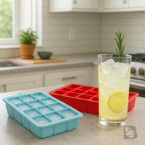 Forma De Silicone Para Gelo Papinha Frutas Forminha de Gelo Com Tampa 15 Divisões Forma Grande 30ml - UnyHome