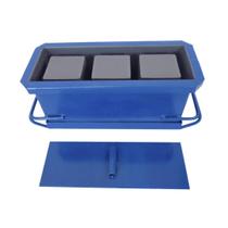 Forma Manual Bloco De Concreto De 1514X19X39Cm 3 Furos Fundo Forma Manual Bloco De Concreto De 1514X19X39Cm 3 Furos Fundo