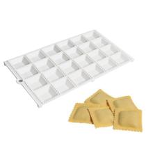 Forma para Ravioli e Mini Pasteis em Plastico 24 Cavidades Branco Injetemp