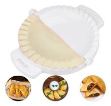 Forma Pastel Extra Grande 22cm Fecha Massa Plástica Kh7359 Cor Branco