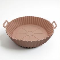 Forma Reutilizável de Silicone Marrom para Airfryer 16cm