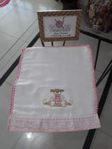 Fralda de tecido bordada...