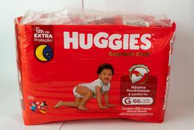 Fralda Huggies Supreme Care Hiper tam G 9 a 12,5 kg com 66 unidades.