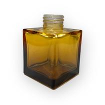 Frasco vidro cube 100ml marrom c/ dourado (sem valvula)