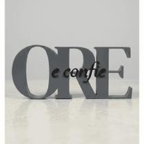 Frase Decorativa Ore e Confie Letreiro Grande 21cm Premium Enfeite Cristão Moderno Mesa e Estante Es Frase Decorativa Ore e Confie Letreiro Grande 21cm Premium Enfeite Cristão Moderno Mesa e Estante Es