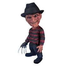 Freddy Krueger - A Nightmare on Elm Street III (A Hora do Pesadelo) - Stylized Figure - Mezco Toyz