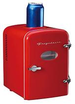 Frigidaire EFMIS171-RED Retro Mini Refrigerador Pessoal Portátil - Ideal para Casa, Escritório ou Dormitório - Características Ativo Cooling Can Holder no Topo-Inclui Alça de Transporte, AC / DC Wall / Car Charger-Red, padrão