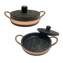 Frigideira Gourmet de Pedra Sabão 22 cm com tampa Frigideira Gourmet de Pedra Sabão 22 cm com tampa