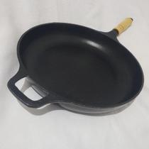 Frigideira Grande de Alumínio Fundido Teflon 30cm Com Cabo de Madeira Frigideira Grande de Alumínio Fundido Teflon 30cm Com Cabo de Madeira
