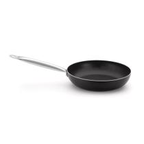 Frigideira Profissional Preta 24 cm 1,9 L em Alumínio com Revestimento Interno Antiaderente Multiflon Frigideira Profissional Preta 24 cm 1,9 L em Alumínio com Revestimento Interno Antiaderente Multiflon