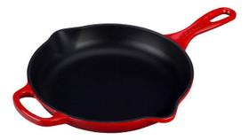 Frigideira Skillet Le Creuset Redonda 20cm C/ Alça Signature Cor Cereja Frigideira Skillet Le Creuset Redonda 20cm C/ Alça Signature Cor Cereja